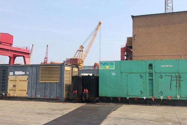 永定发电机出租空气滤清器的清洁频率是多少？