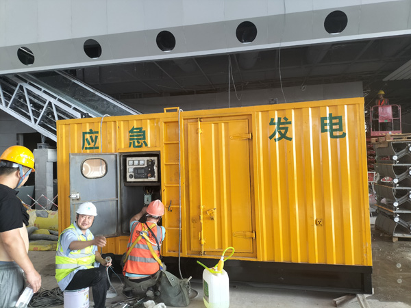 永定怎样判断空气滤清器是否需要更换？