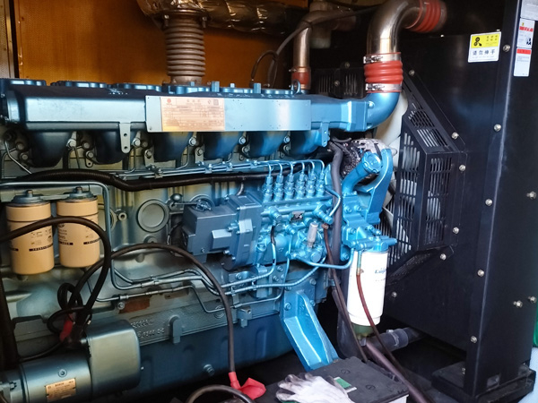 永定磷酸铁锂蓄电池的使用寿命与哪些因素有关？